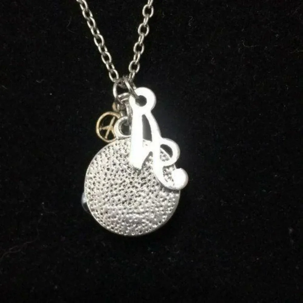 Peace sign beaded A letter‎ charm necklace